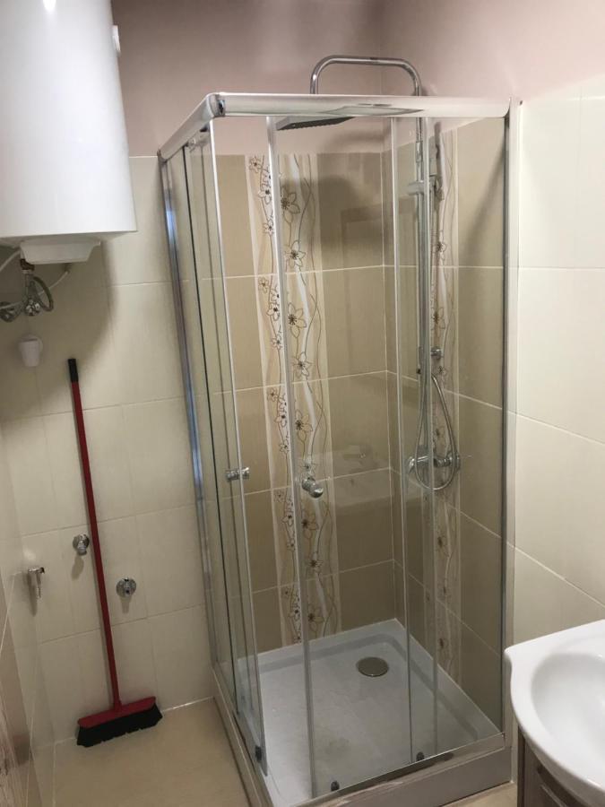 Neptun2 Apartman Domsod Eksteriør billede